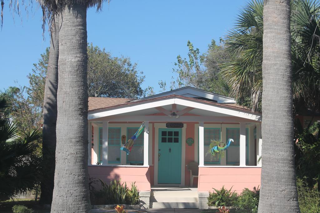 Coronado Palms Coastal Cottage Galveston Extérieur photo